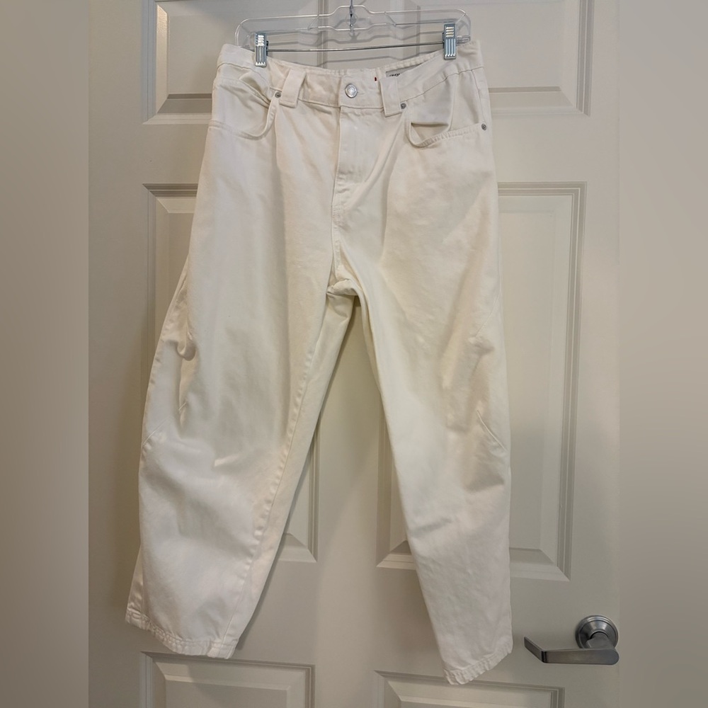 Zara White Cropped Barrel Jean
